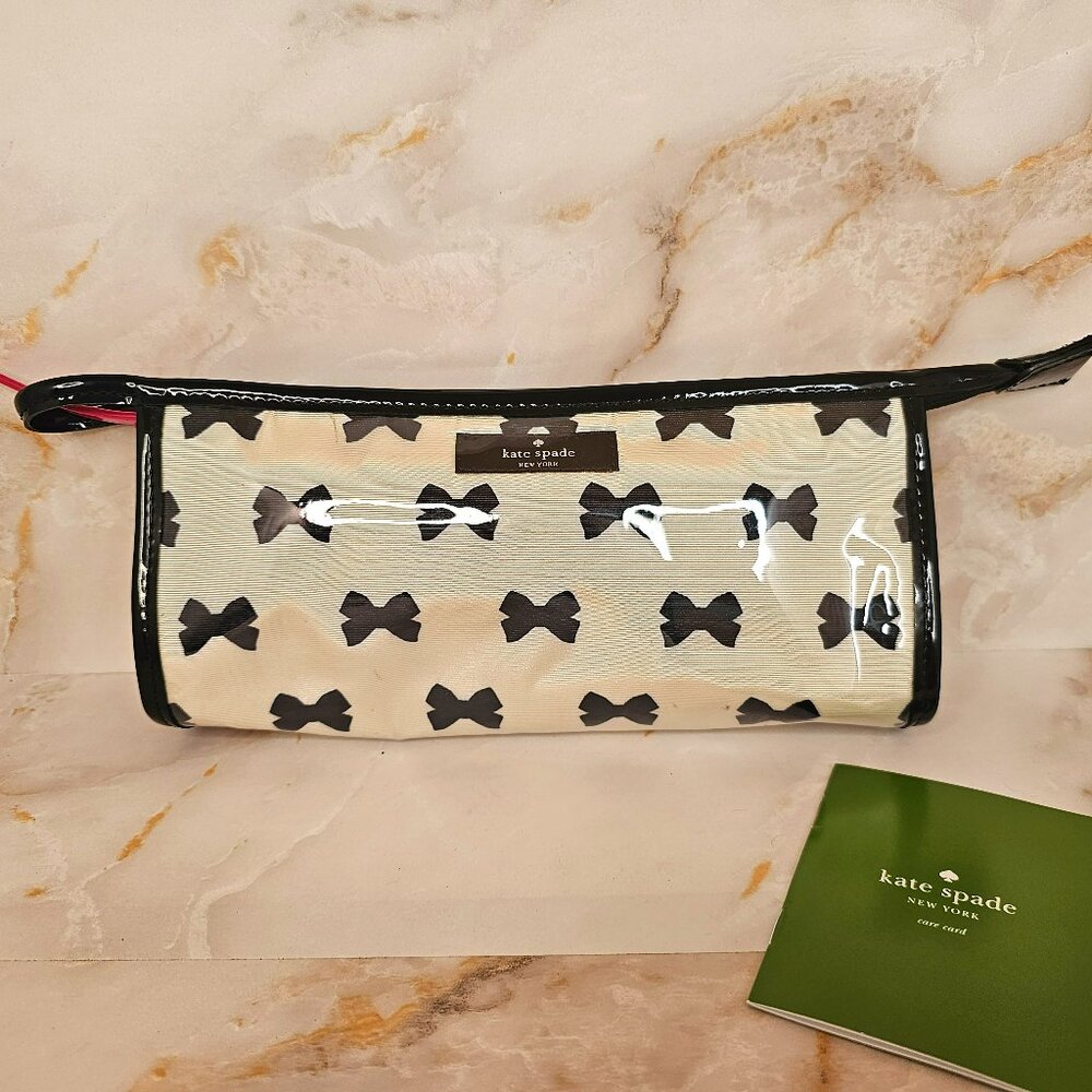Kate Spade, Heddy Tuxedo Court Cosmetic Bag